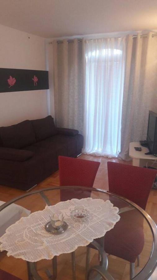 Apartment Jela Selce Kültér fotó
