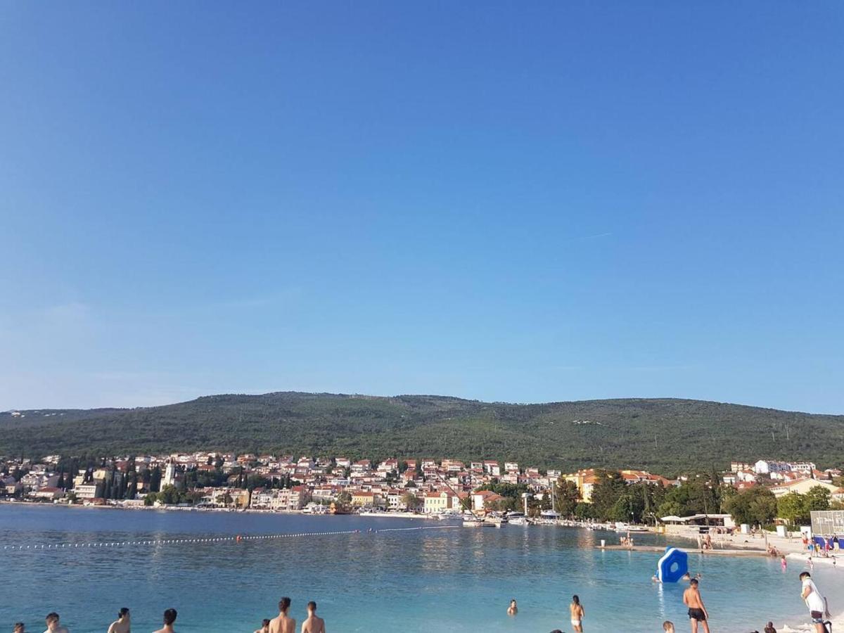 Apartment Jela Selce Kültér fotó